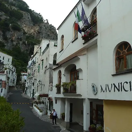 House-amalfi *